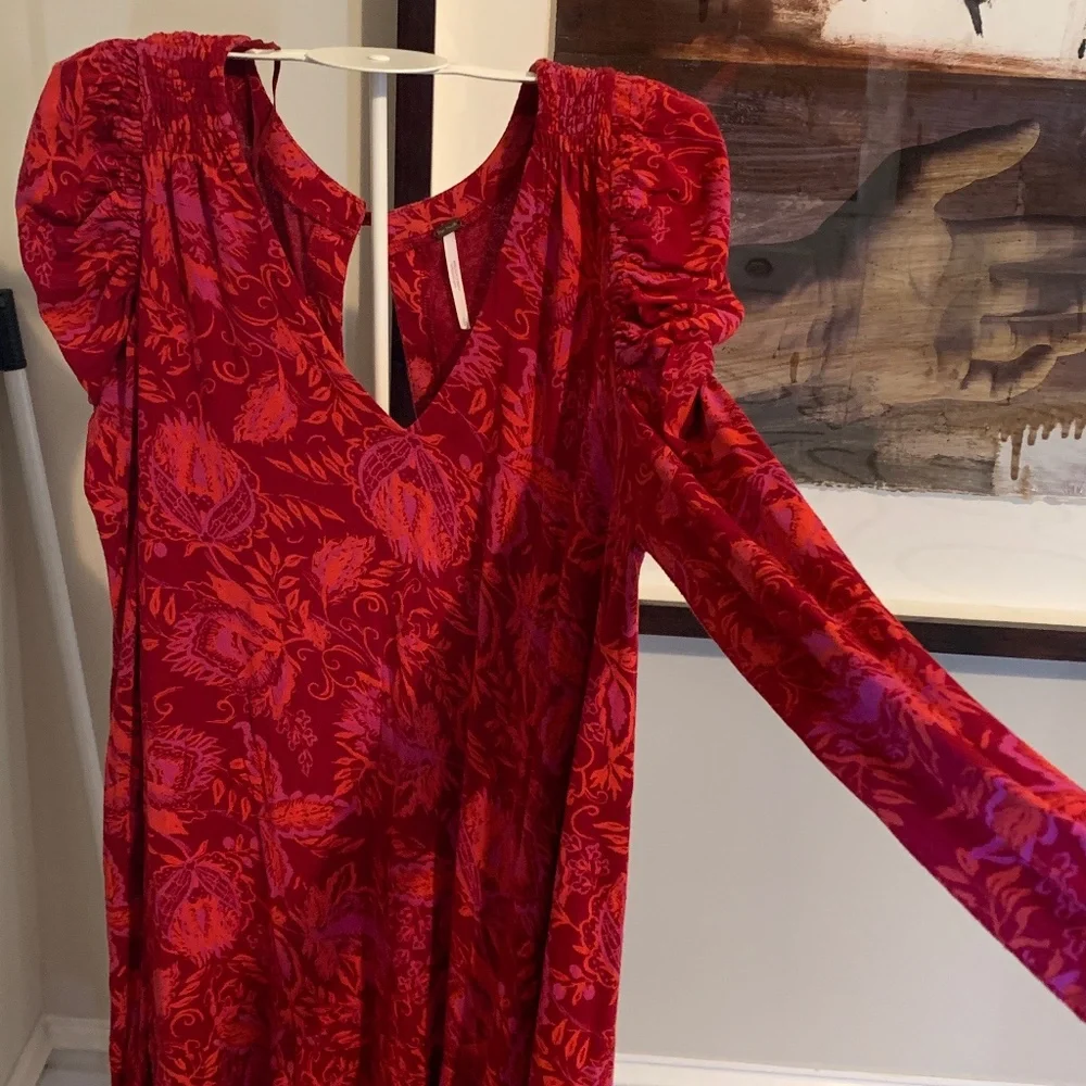 Free people‎ puff sleeve baby doll tunic/mini. Gently used.